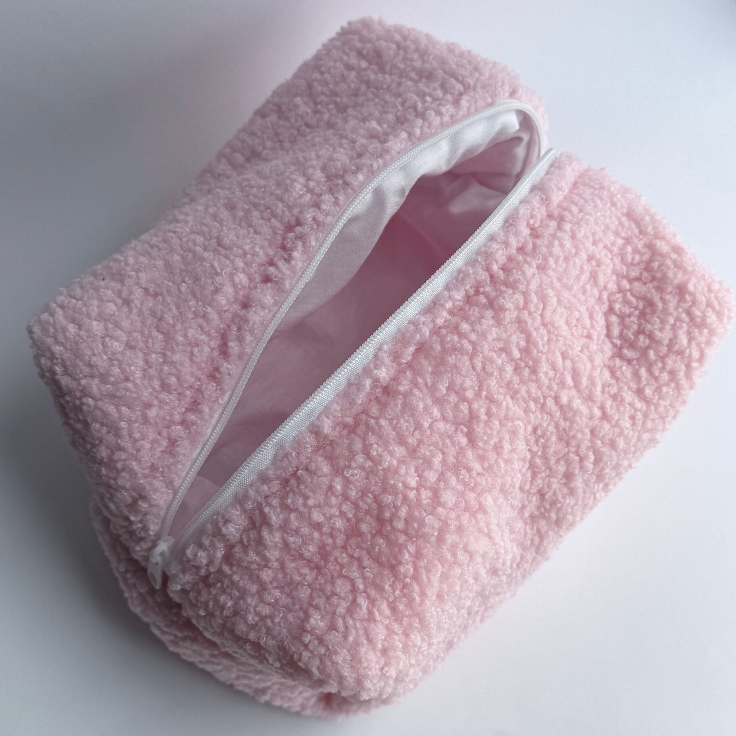 Kosmetyczka Teddy - obrazek 2